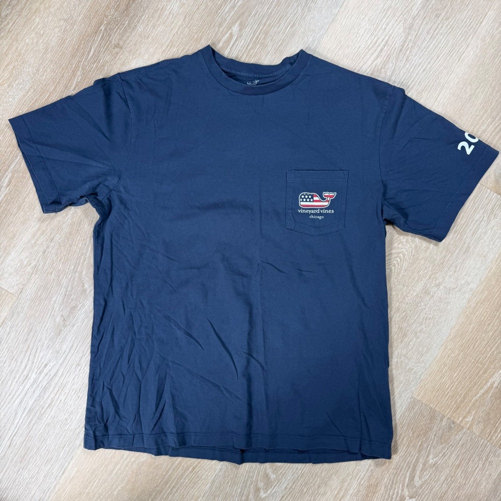 Vineyard Vines Chicago American Flag Whale Pocket T-Shirt Navy Blue - Size S